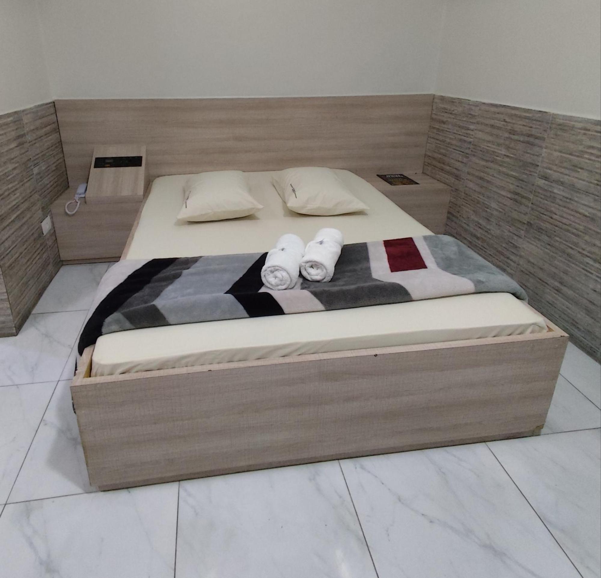 Caliente Hotel 2*